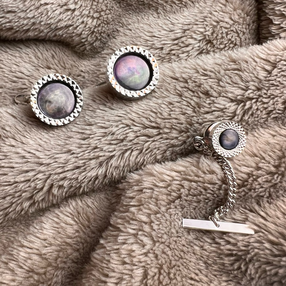 Silver and Onyx Black Pearl-Toned Stone Small Round Cuff Links and Tie Clip Set